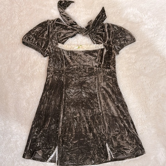 Kimchi Blue Jill Velvet Mini Dress. XL - Picture 2 of 6